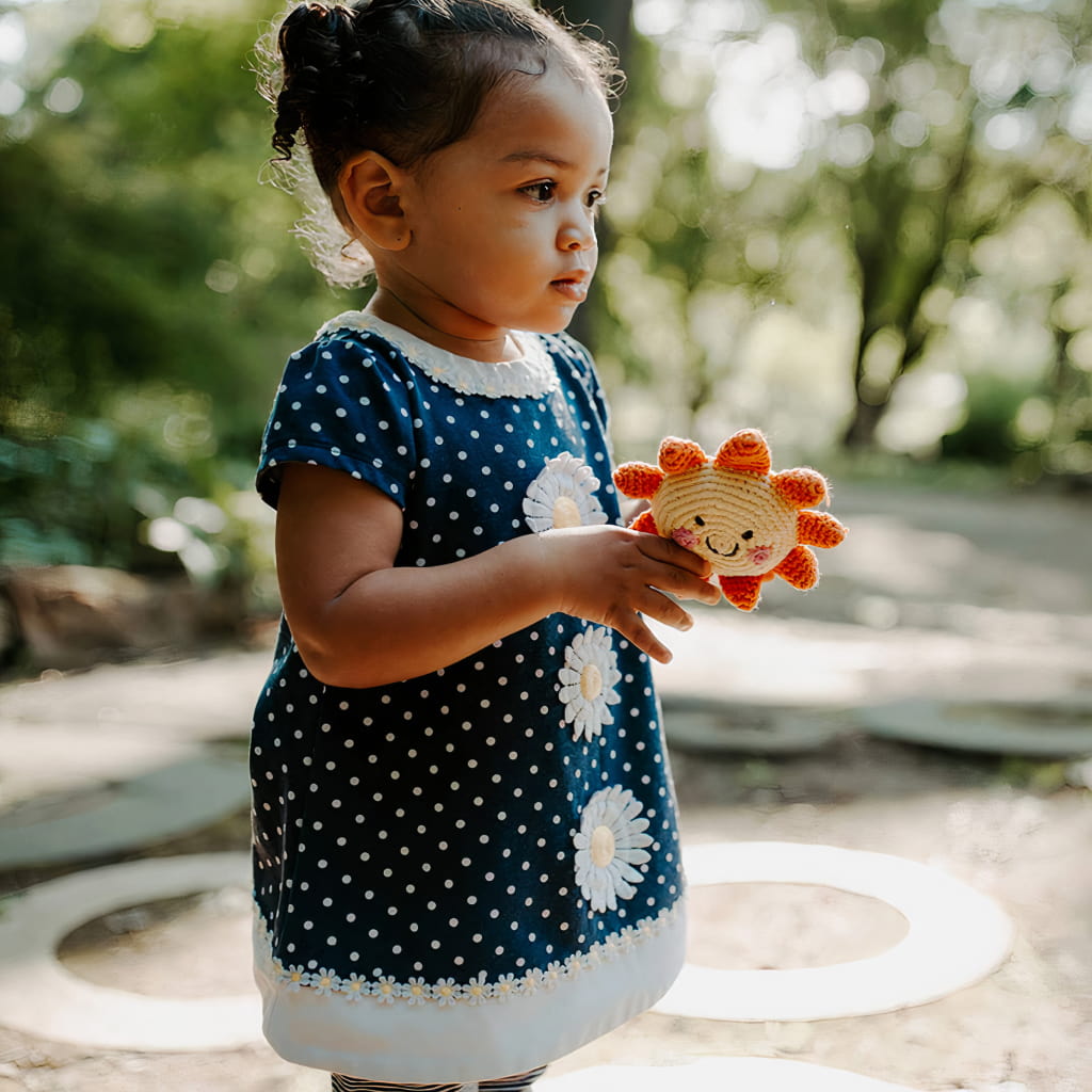 Friendly Sun Rattle - Image 4